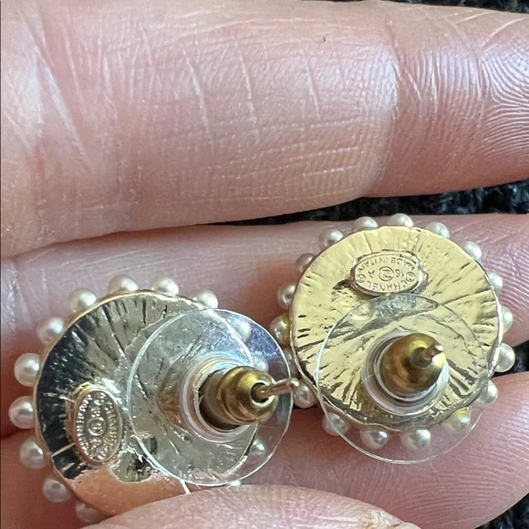 CHANEL Black and Silver Stud Earrings - Picture 8 of 8